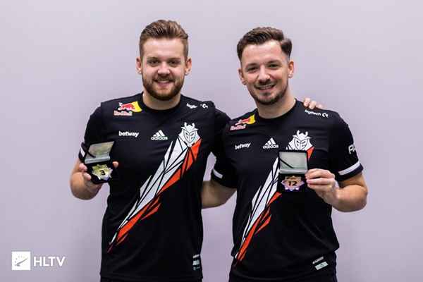 WBG官方：中单Angel离队成为自由人